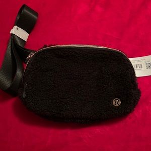 Lululemon fleece everywhere belt bag